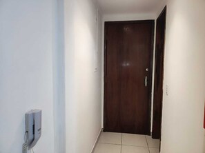 1 quarto, espaço de trabalho para notebook, Wi-Fi de cortesia