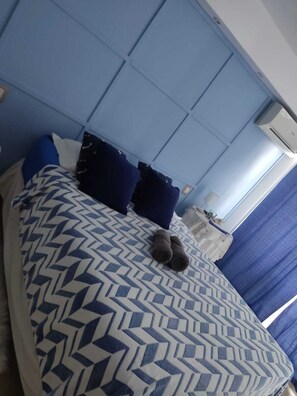 1 habitación, wifi y ropa de cama