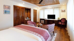 Unclassified image, 4 of 26, button - Moghal Mahal Resort Rajbagh Srinagar (Srinagar)