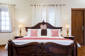 Premium Room, Garden View | Desk, laptop workspace, free WiFi - Moghal Mahal Resort Rajbagh Srinagar (Srinagar)