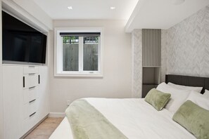 1 bedroom, iron/ironing board, travel crib, WiFi