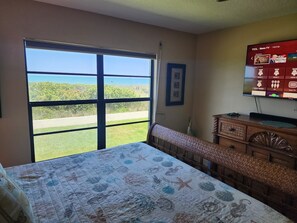 2 bedrooms, iron/ironing board, bed sheets - Direct Beachfront Sea Oats Condo in Cocoa Beach (Cocoa Beach)