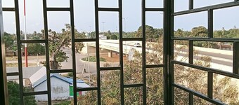 3 BEDROOM AIRBNB-SAFE,SECURE,CLEAN, COMFORTABLE 