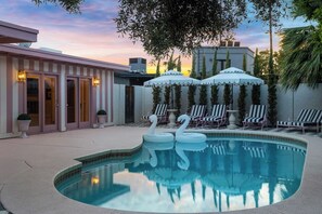 Pool - NEW  The Pink Palace (Mesa)