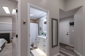 1 Schlafzimmer, WLAN, Bettwäsche