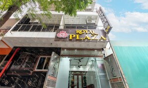 Exterior - Treebo Royal Plaza,700 Mts From Promenade Beach (Puducherry)