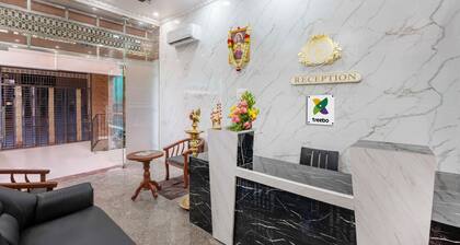 Treebo Royal Plaza,700 Mts From Promenade Beach