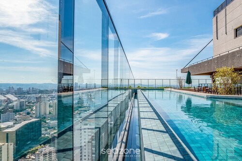Lindos apts c piscina no Setor Oeste IDV