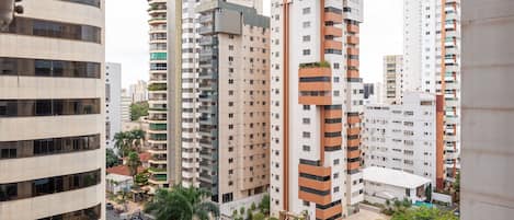 Basic Apartment | Exterior
