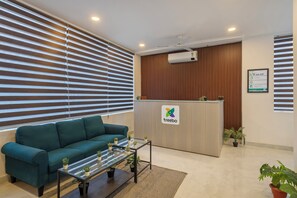 Reception - Treebo De Alphabet Gachibowli (Hyderabad)