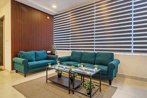 Reception - Treebo De Alphabet Gachibowli (Hyderabad)