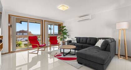 Colloden Beach House by Experience Jervis Bay