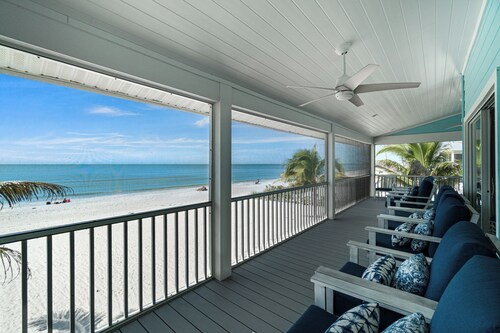 Sunset Beachfront Luxury – 4BR/4.5BA+Loft, Fresh Coastal Design & Elevator