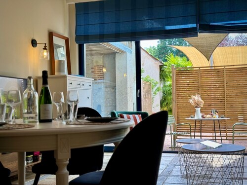 La Maison sous les Arbres: duplex, garden & spa ⎮ Touraine & Amboise