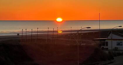 The view from the balcony: the sea and the Estacade with direct access to the beach