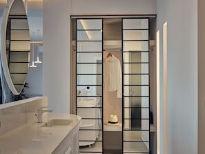 Shower, towels, soap, shampoo