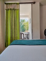 Tabla de planchar con plancha y wifi gratis 