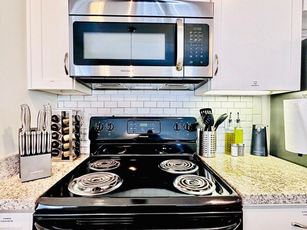 Fridge, microwave, oven, stovetop