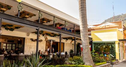 Hotel Boutique TĂpico