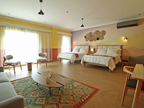 Familien-Suite, Gartenblick | Hochwertige Bettwaren, Pillowtop-Betten, Minibar, Zimmersafe