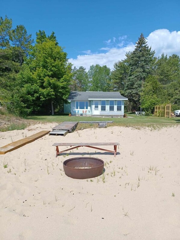 Property grounds - WindDrifters - Beachfront (East Tawas)