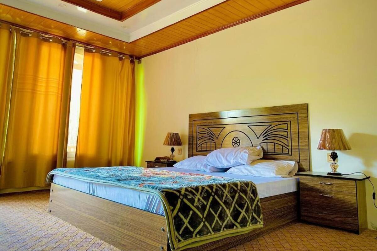Chambre Double Deluxe | Chambres insonorisées, fer et planche à repasser, Wi-Fi gratuit