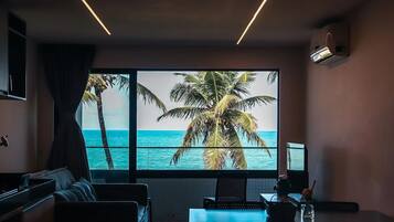 Basic Studio | Interior