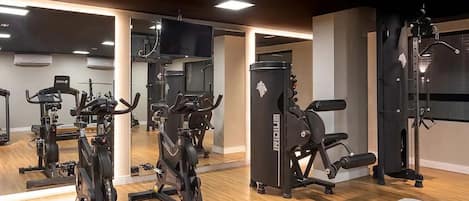 Studio de base | Centre dâentraĂźnement physique