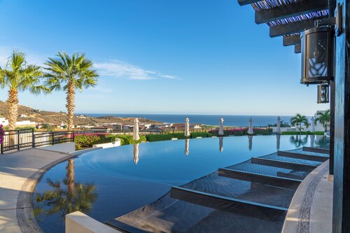 Quivira PH 3BR Premium Condo w/ Golf Cart