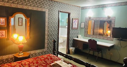 Victorian Inn by Capital O Superior NE