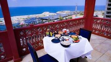 全景頂層客房 | 露台/庭院