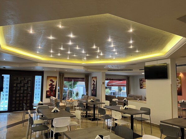 Restaurant - Manara Riva Suites  (Beirut)