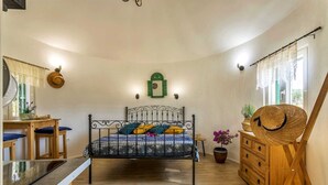 1 bedroom, WiFi (free), bed sheets - Authentic Magical Island Bunja House (Supetar)