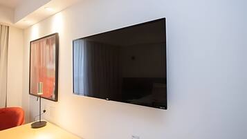 Basic Apartment | Interior