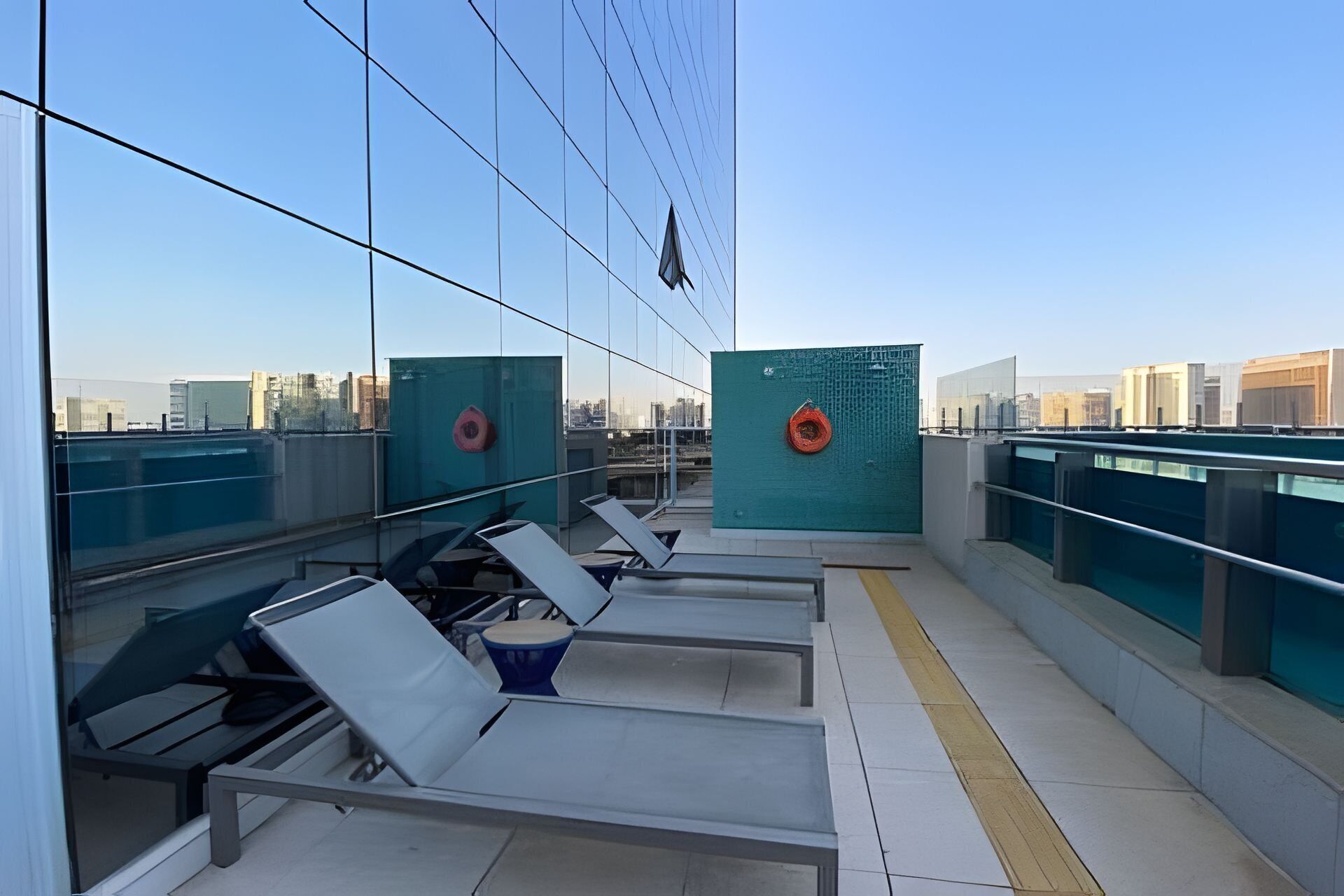 Basic Apartment | Terrace/patio