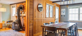 5BD/2BA Cabin-Style Home in the Heart of Norwich, Close to Casinos