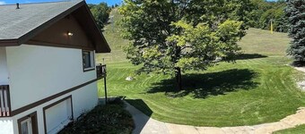 Cozy 1-bed condo Schuss Mtn, Kitchenette, AC, WiFi