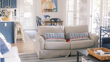 Smart TV, DVD player, books