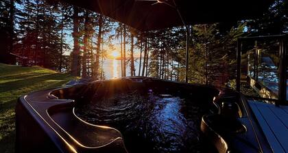 The Bluewater Retreat on Bowen Island with private beach access and ocean views