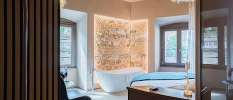 Habitació superior | 1 dormitori, caixa forta a l'habitació i wifi gratuïta