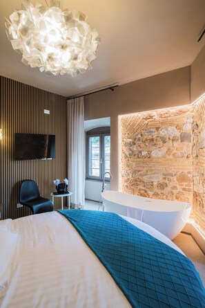 Superior Room (Round Bed), City View 36 | In-room safe, free WiFi - 163 Boutique Hotel (Rome)