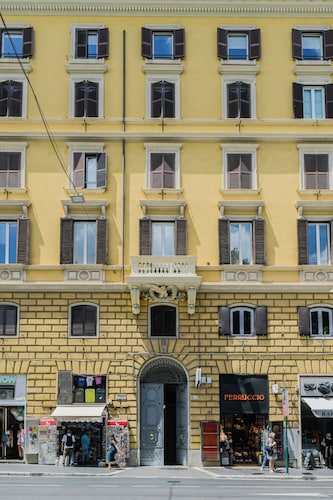 163 Boutique Hotel