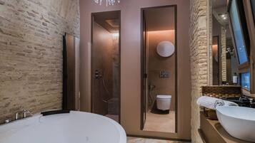 Suite, City View 39 | Bathroom | Free toiletries, hair dryer, slippers, towels