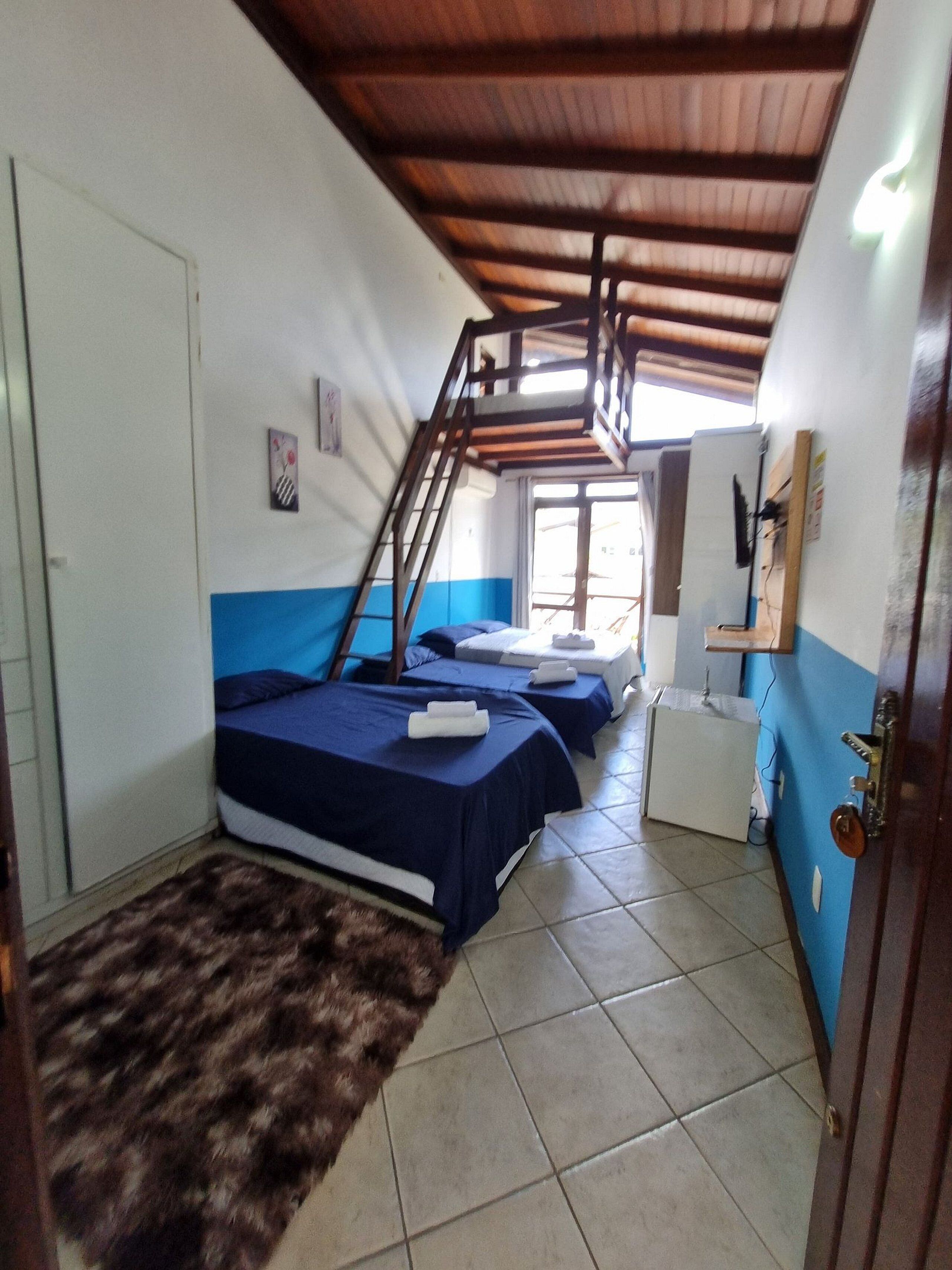 Comfort Suite | 1 bedroom, minibar, free WiFi, bed sheets