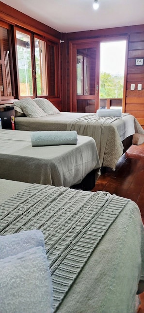 Family Suite | 1 bedroom, minibar, free WiFi, bed sheets - Suli Pousada (Florianópolis)