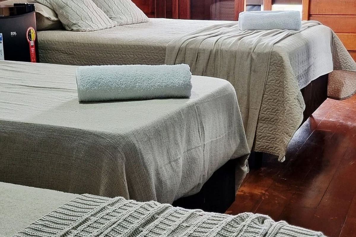 Basic-Suite | 1 Schlafzimmer, Minibar, kostenloses WLAN, Bettwäsche