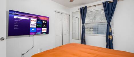 4 chambres, bureau, fer et planche à repasser, Wi-Fi