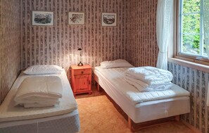 3 bedrooms, travel cot, free WiFi