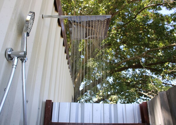 Property grounds - 7Js Waco Western Club - Privacy, View, Pool & Hot Tub (Riesel)