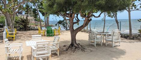 屋外ダイニングエリア